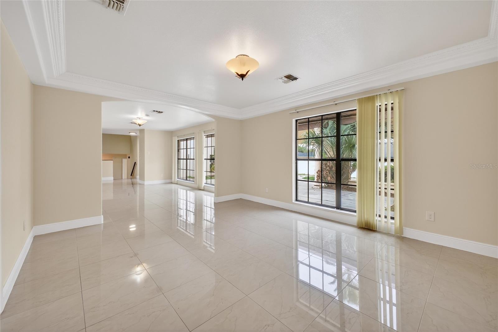 Image 18 of 62 For 513 Bar Drive