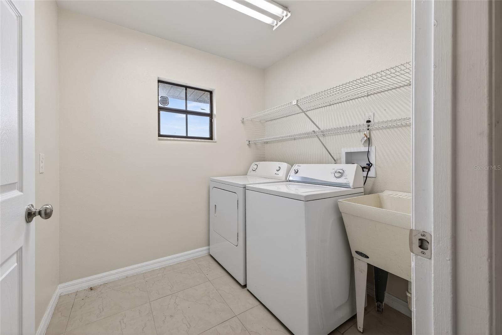 Image 33 of 62 For 513 Bar Drive