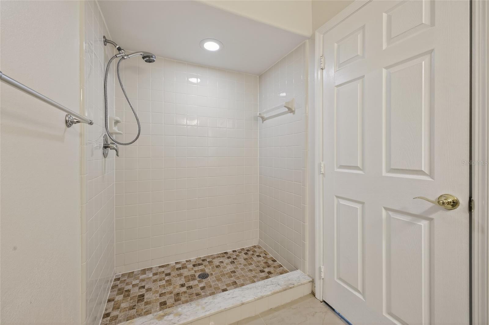 Image 48 of 62 For 513 Bar Drive