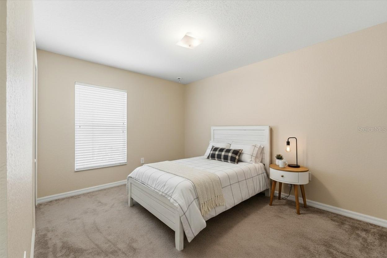 Image 31 of 42 For 185 Kissengen Park Boulevard