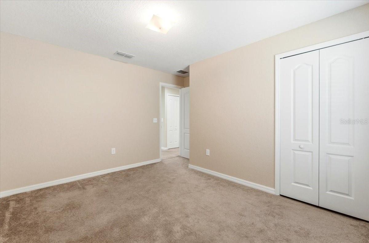 Image 33 of 42 For 185 Kissengen Park Boulevard