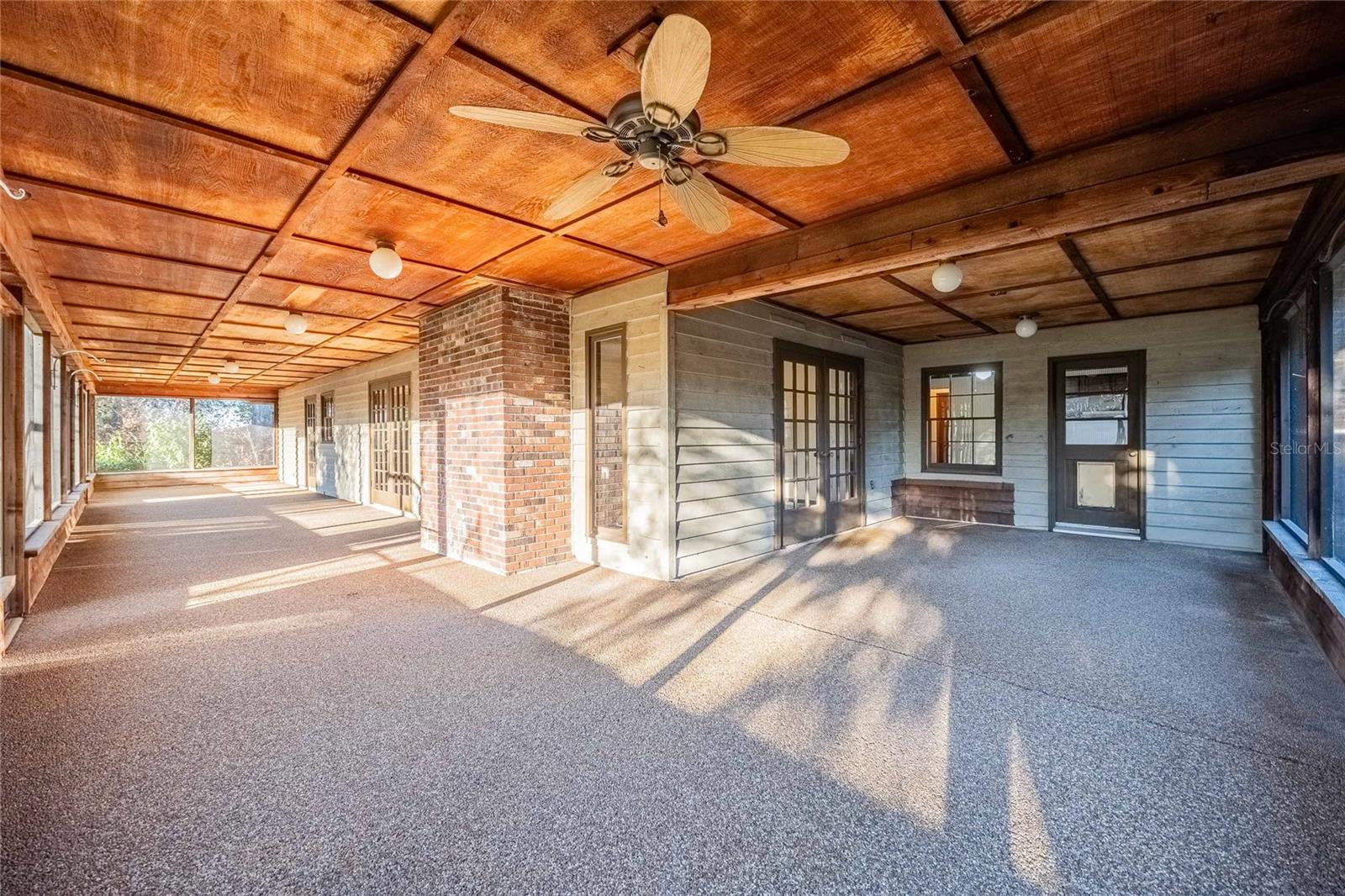 Image 10 of 39 For 5023 Kingswood Drive