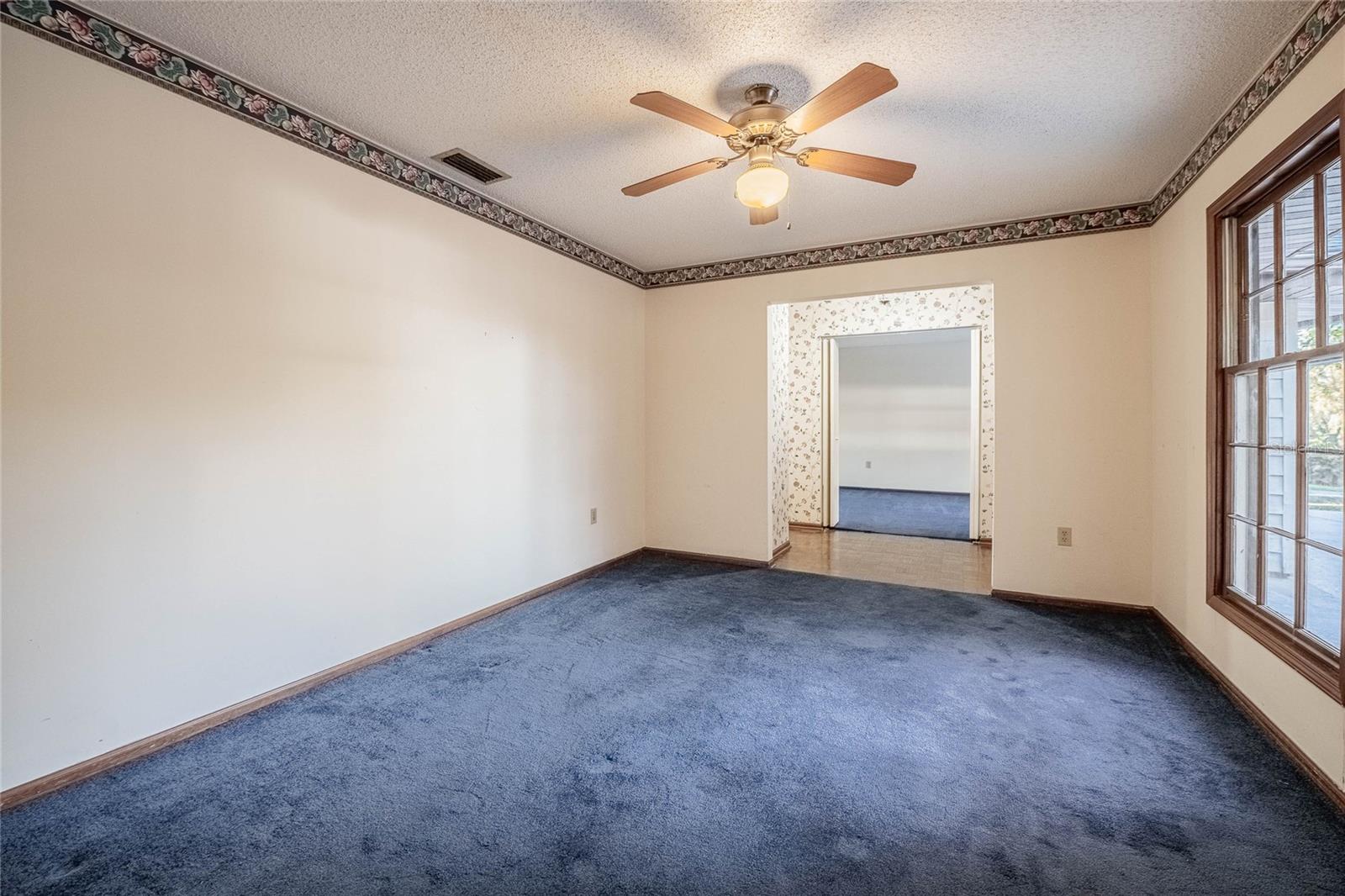 Image 23 of 39 For 5023 Kingswood Drive