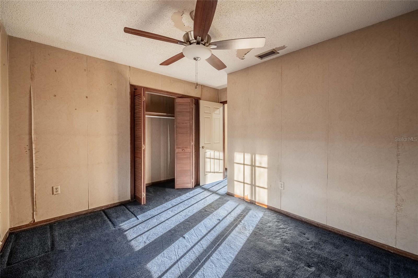 Image 30 of 39 For 5023 Kingswood Drive