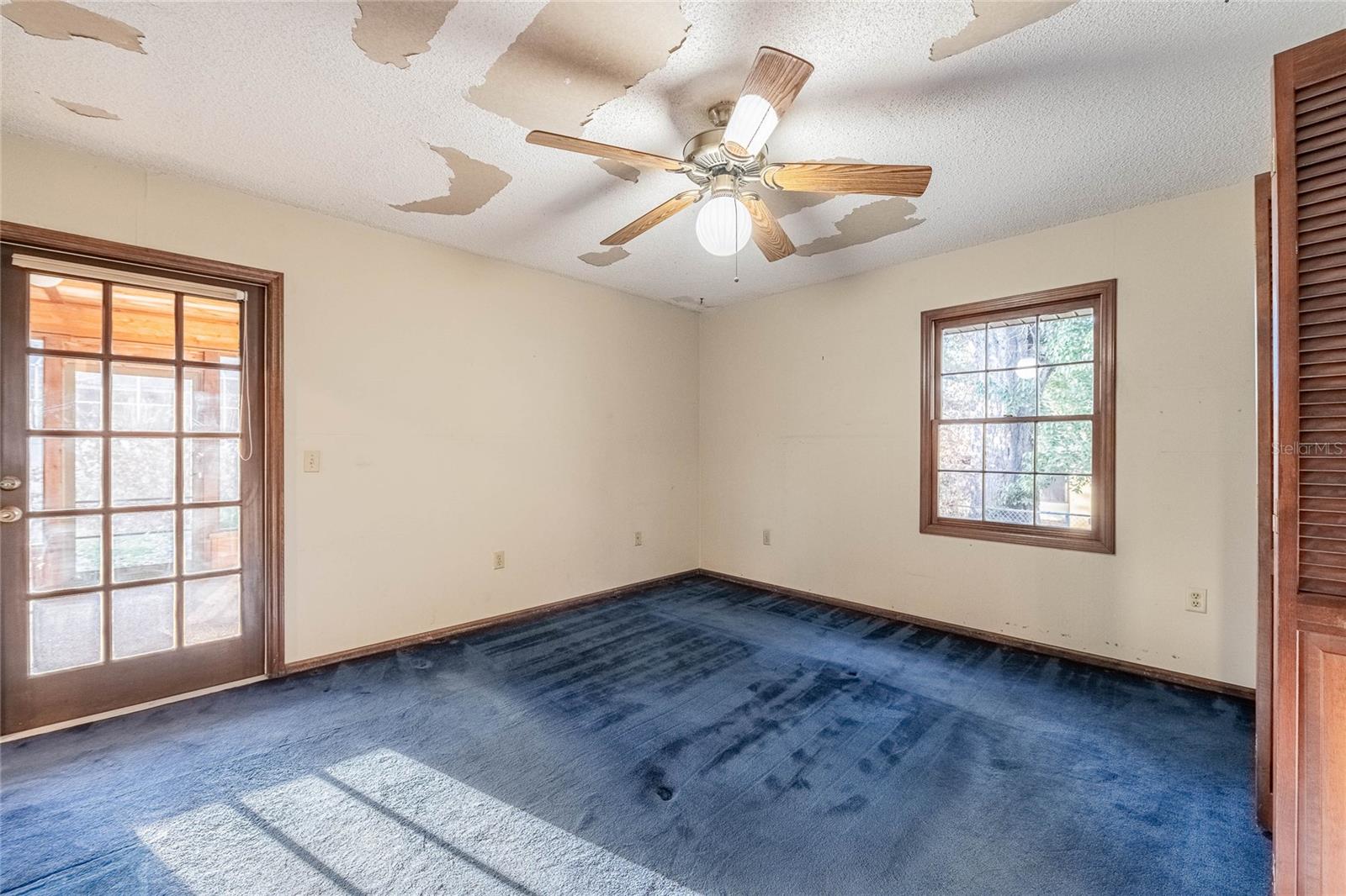 Image 32 of 39 For 5023 Kingswood Drive