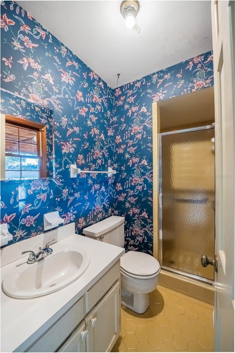 Image 34 of 39 For 5023 Kingswood Drive