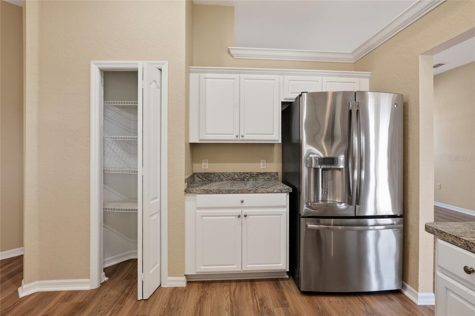 Image 12 of 50 For 2743 Berkford Circle