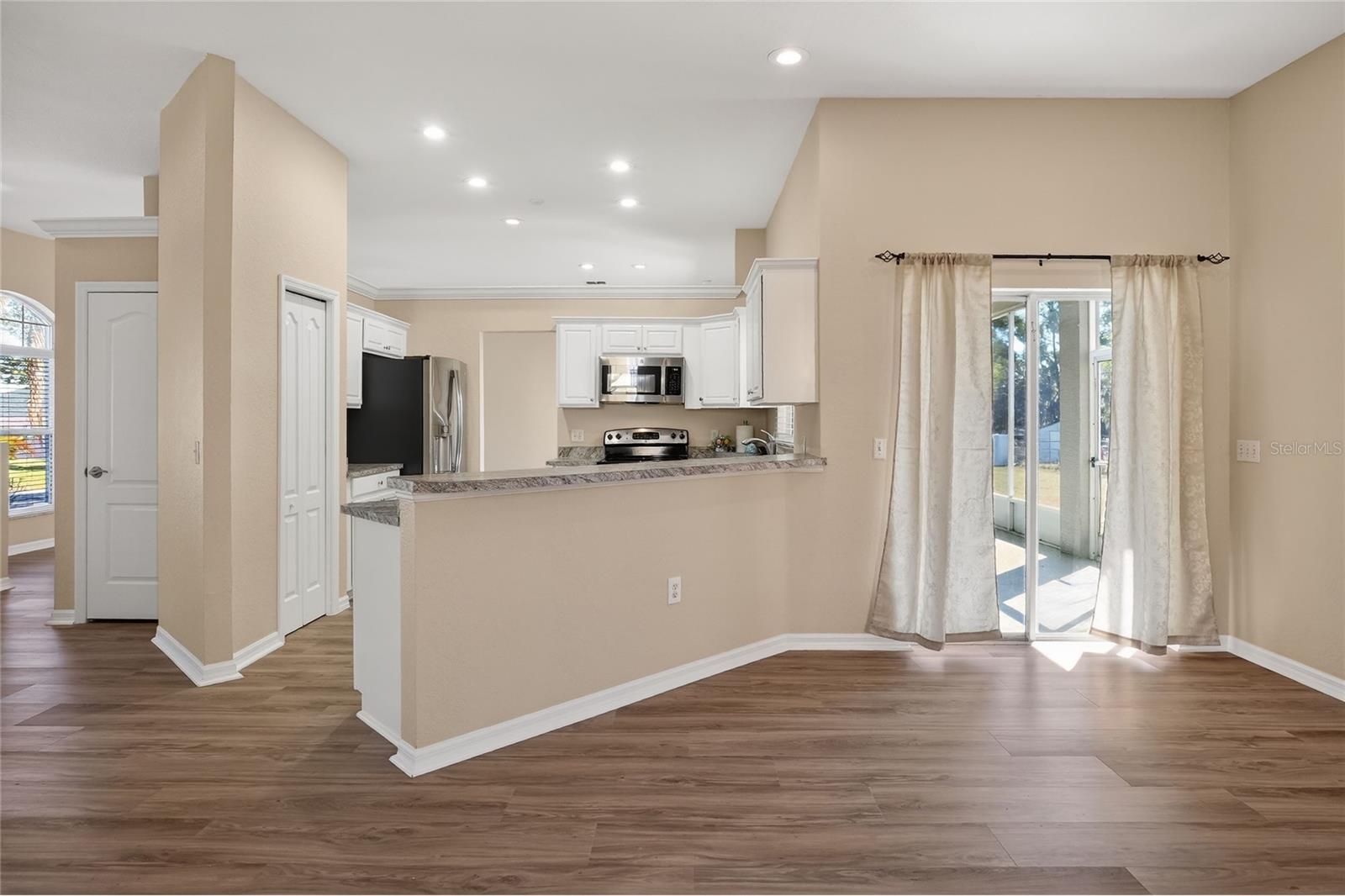 Image 15 of 50 For 2743 Berkford Circle