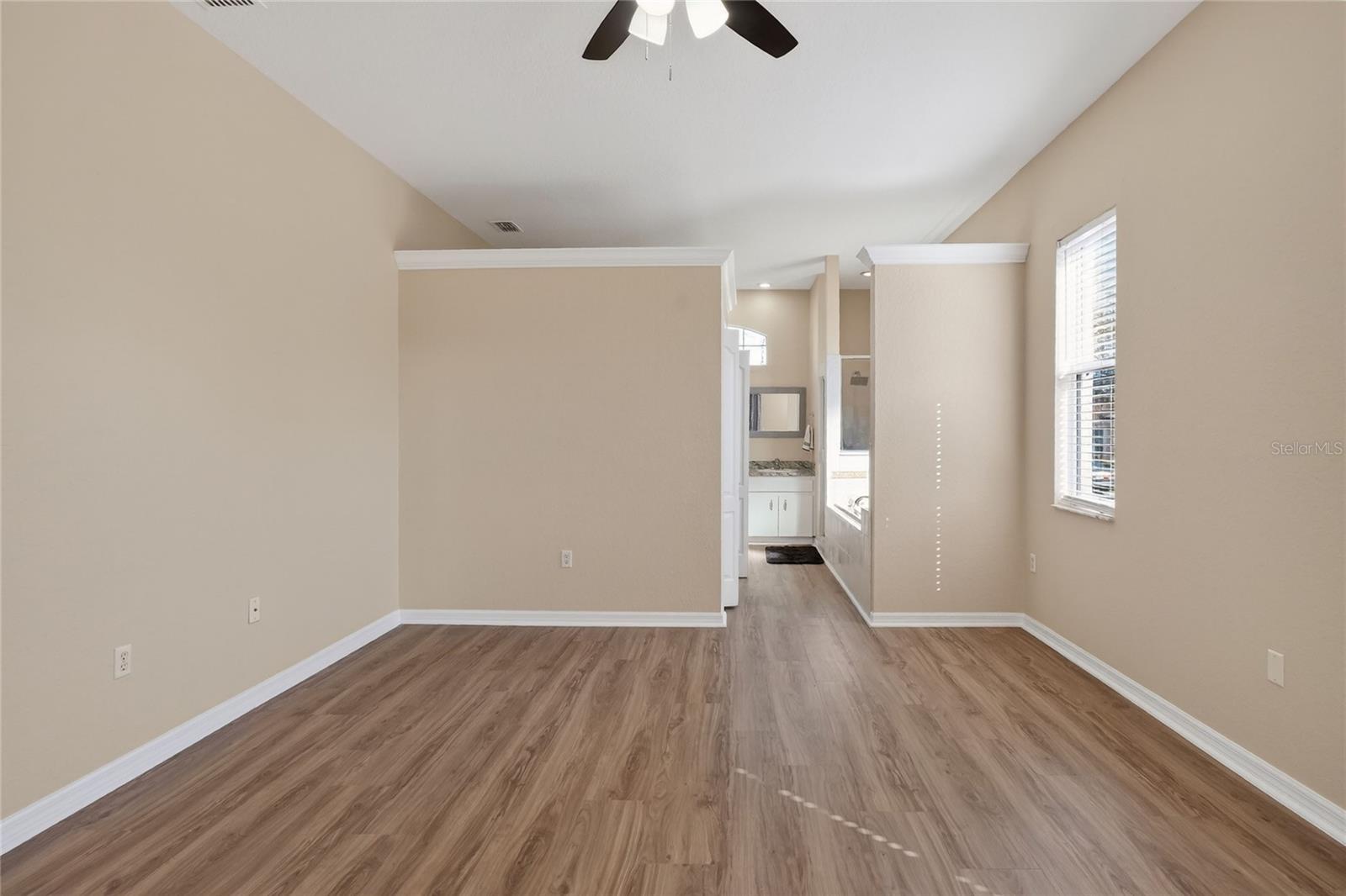 Image 21 of 50 For 2743 Berkford Circle