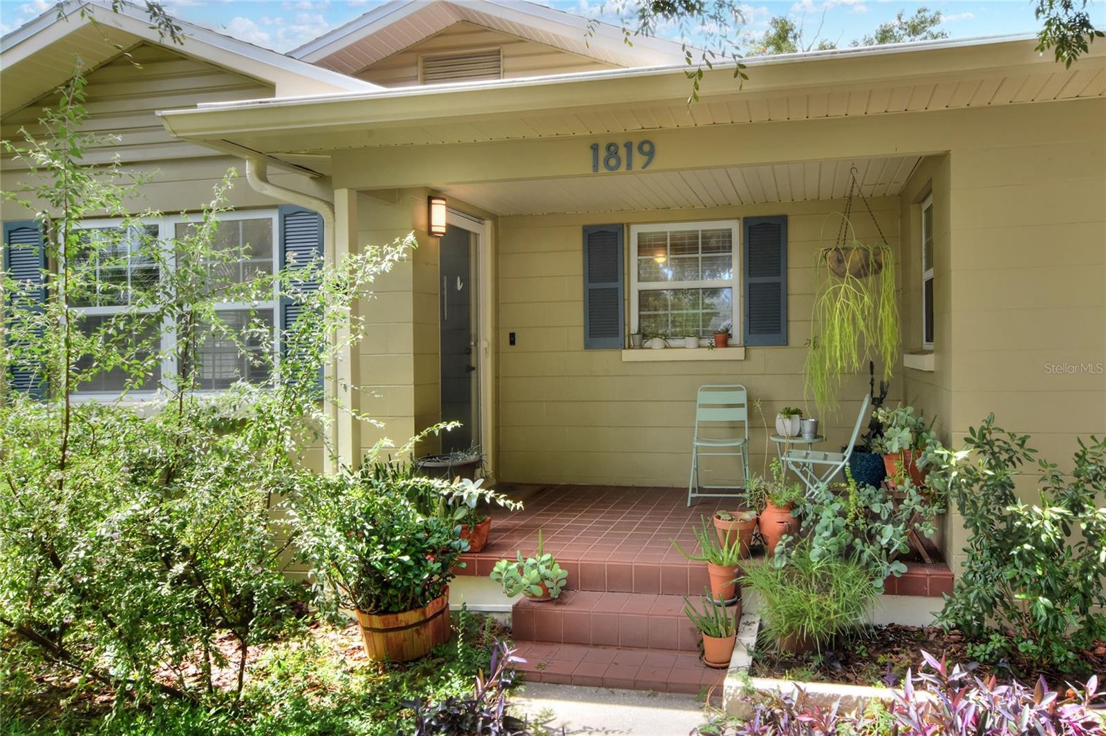 Listing photo id 50 for 1819 Meadowbrook Avenue