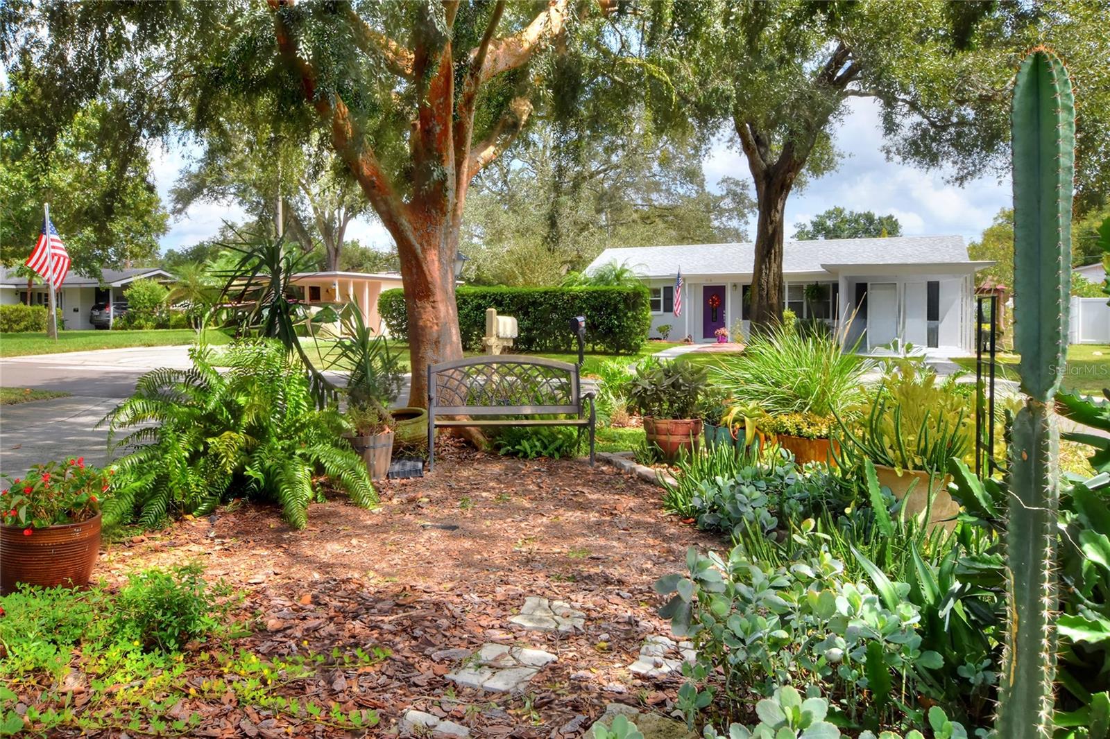 Listing photo id 52 for 1819 Meadowbrook Avenue