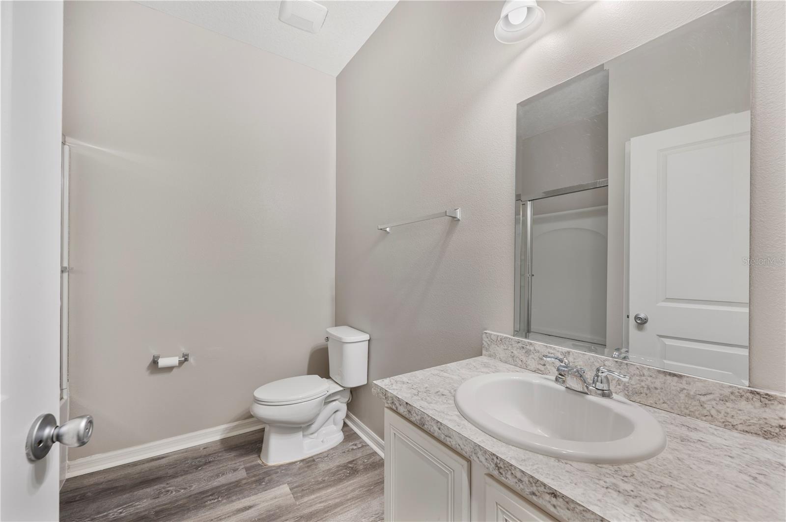 Image 23 of 30 For 4303 Moon Shadow Loop