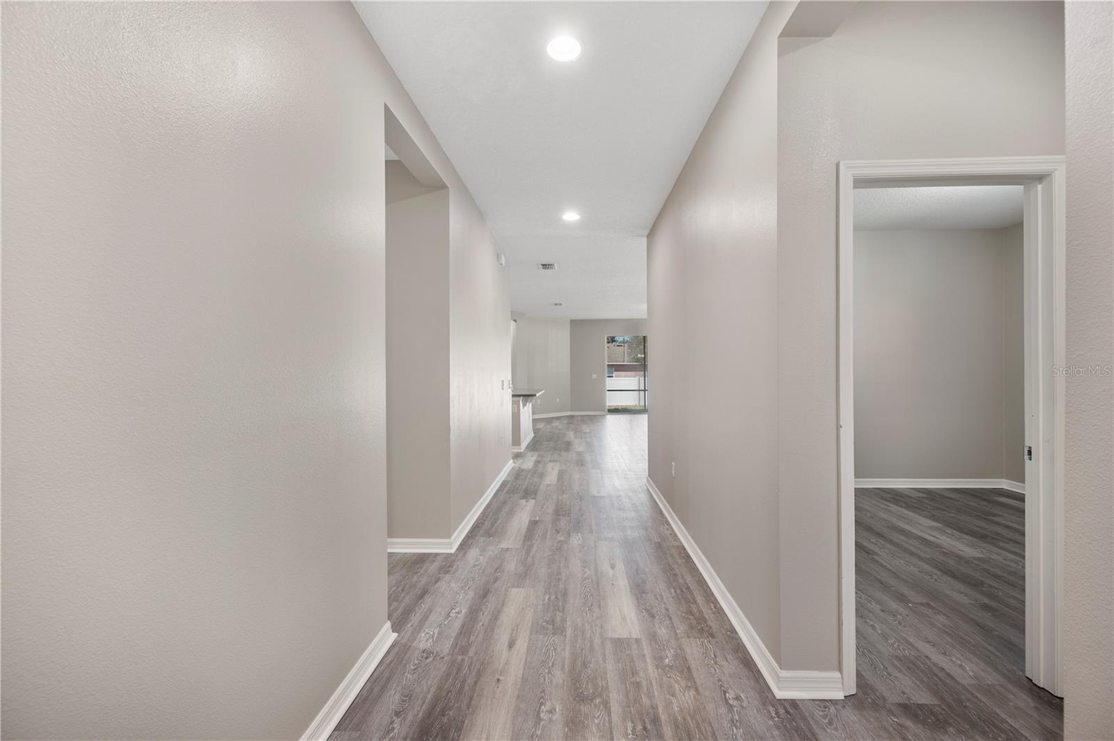 Image 24 of 30 For 4303 Moon Shadow Loop