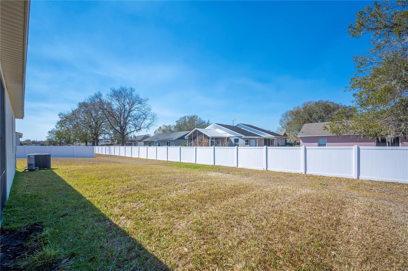 Image 27 of 30 For 4303 Moon Shadow Loop