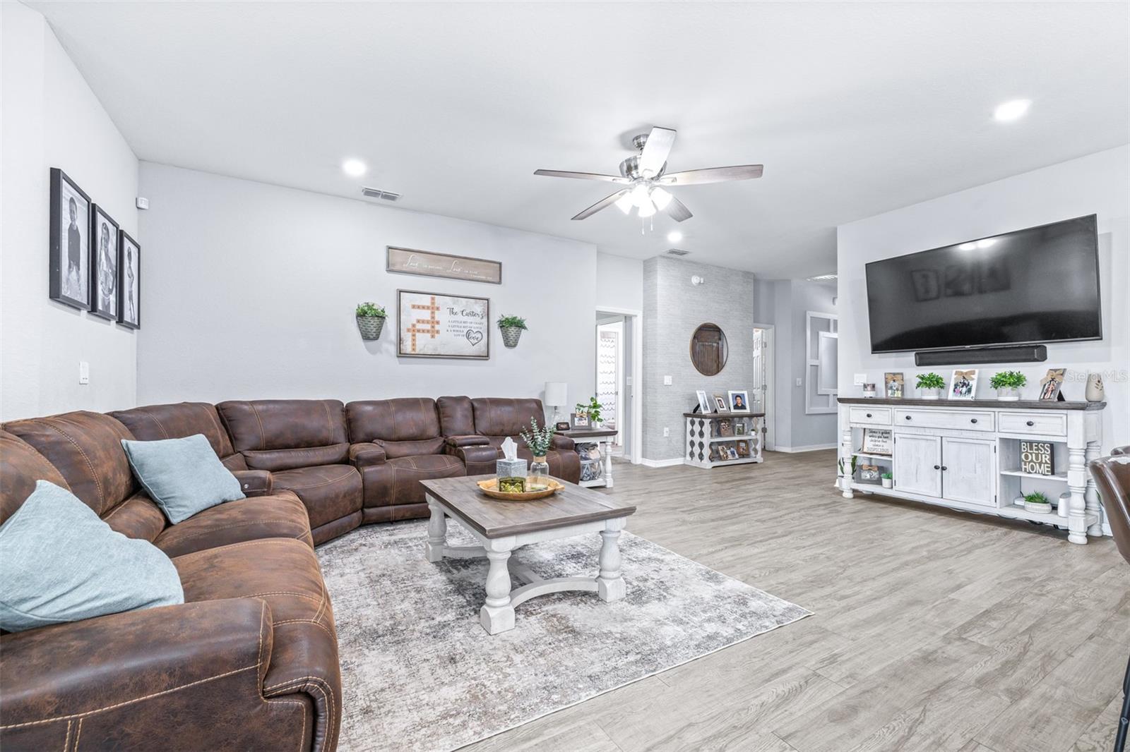 Image 12 of 55 For 1023 Corso Drive