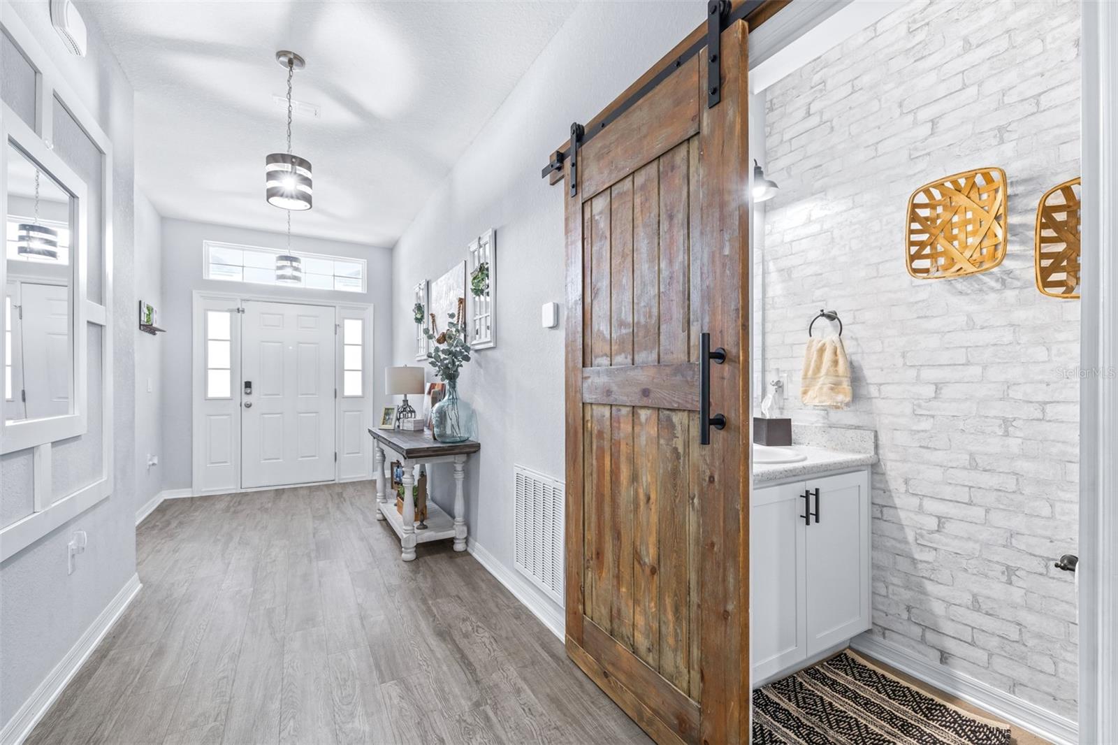 Image 6 of 55 For 1023 Corso Drive