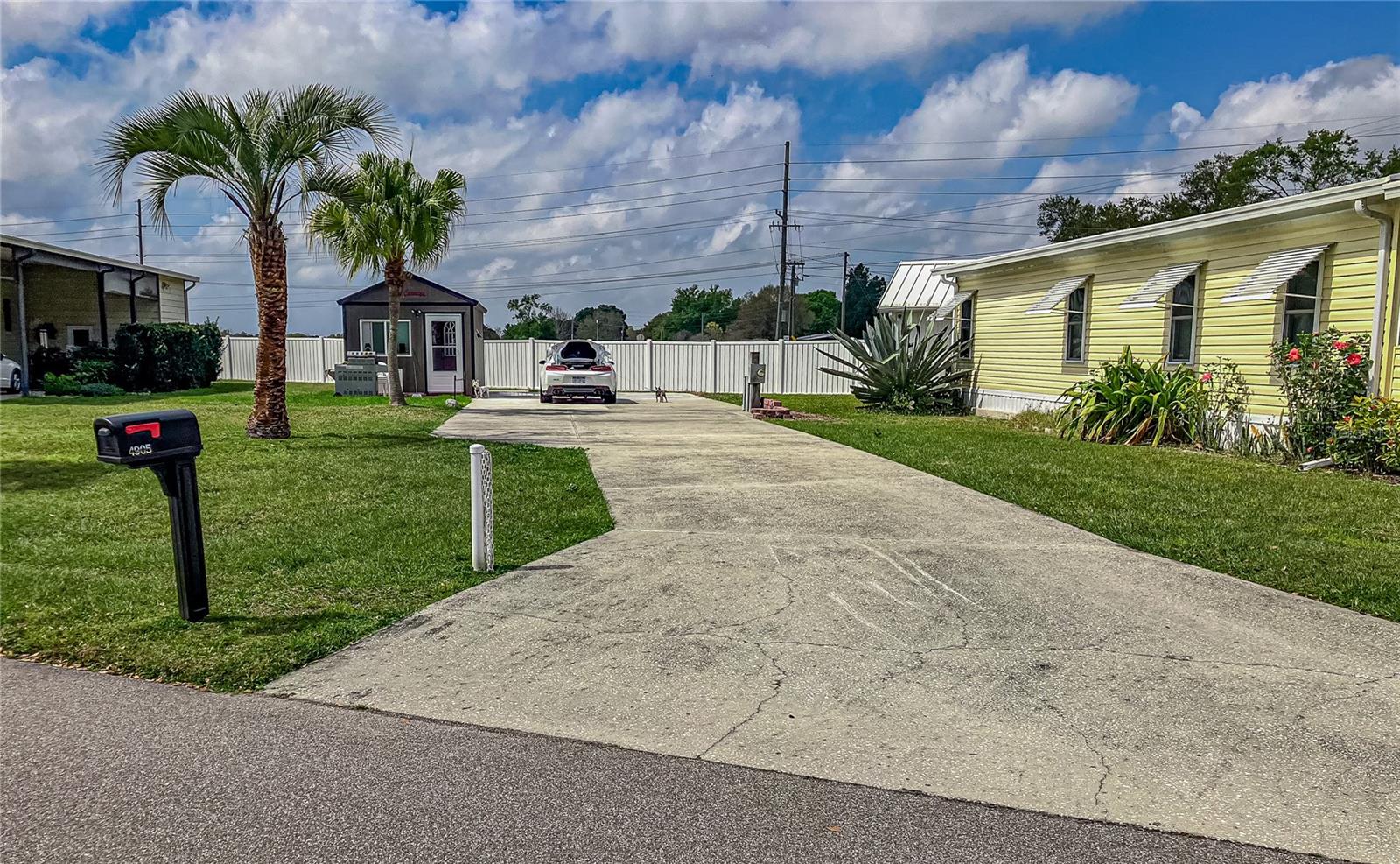 Image 2 of 9 For 4905 Shore Line Drive