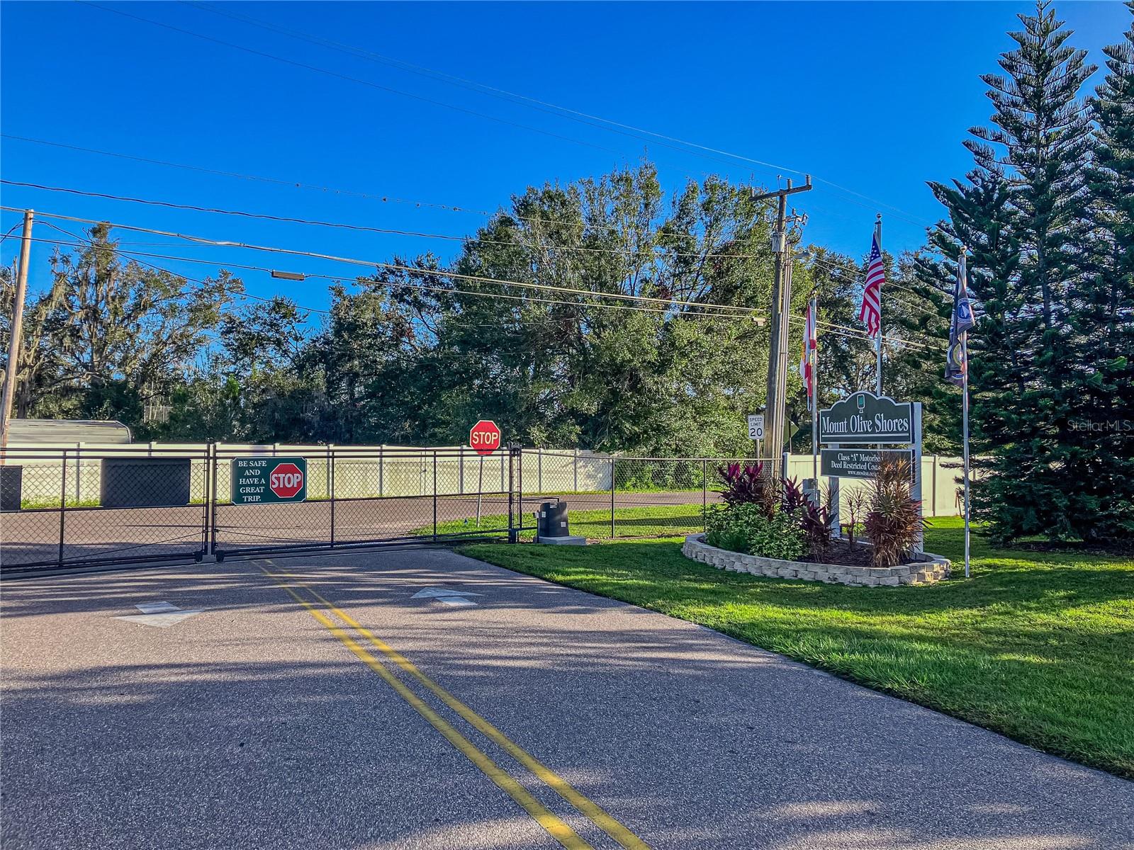 Image 8 of 9 For 4905 Shore Line Drive