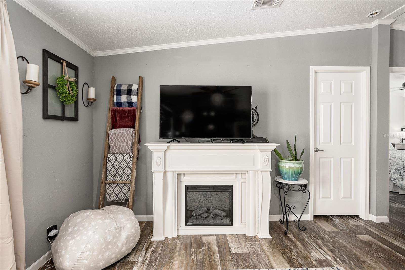 Image 18 of 22 For 436 Alderman Road