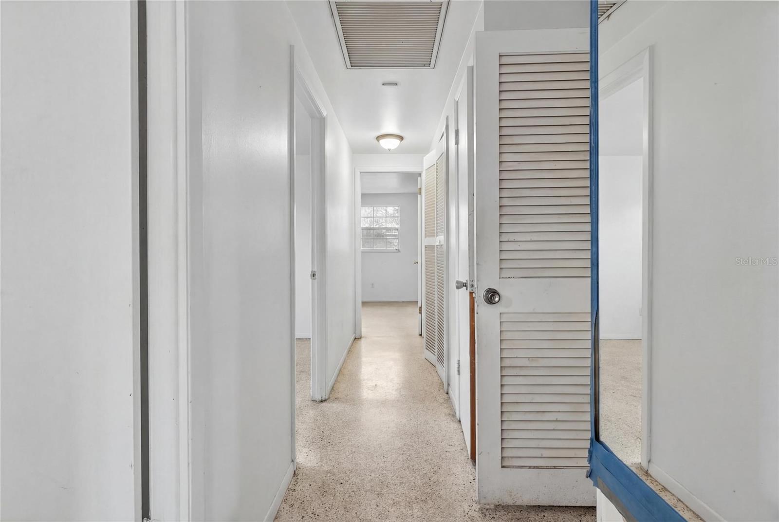 Image 17 of 36 For 505 Clearfield Road