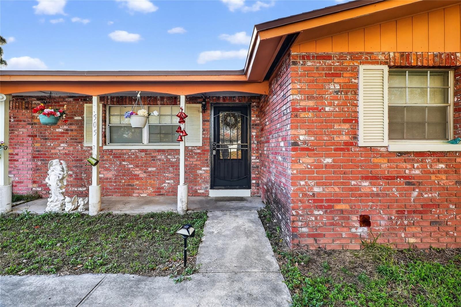 Image 4 of 36 For 505 Clearfield Road