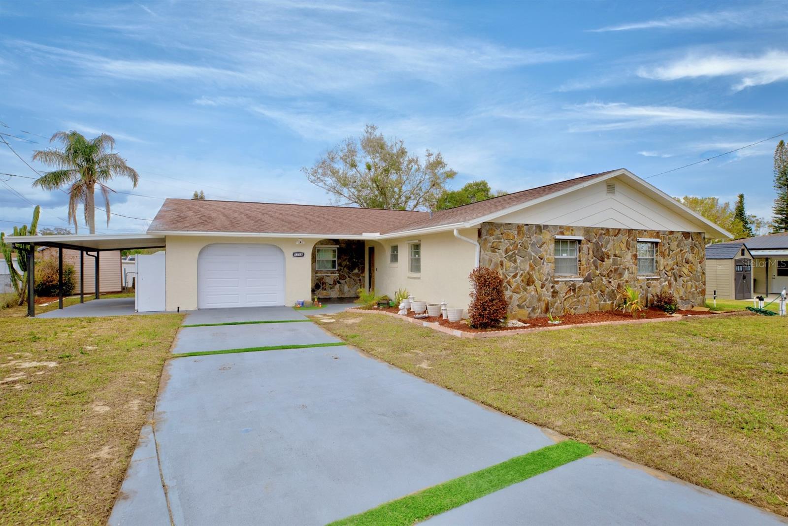 Details for 1718 Theon Street, SEBRING, FL 33870