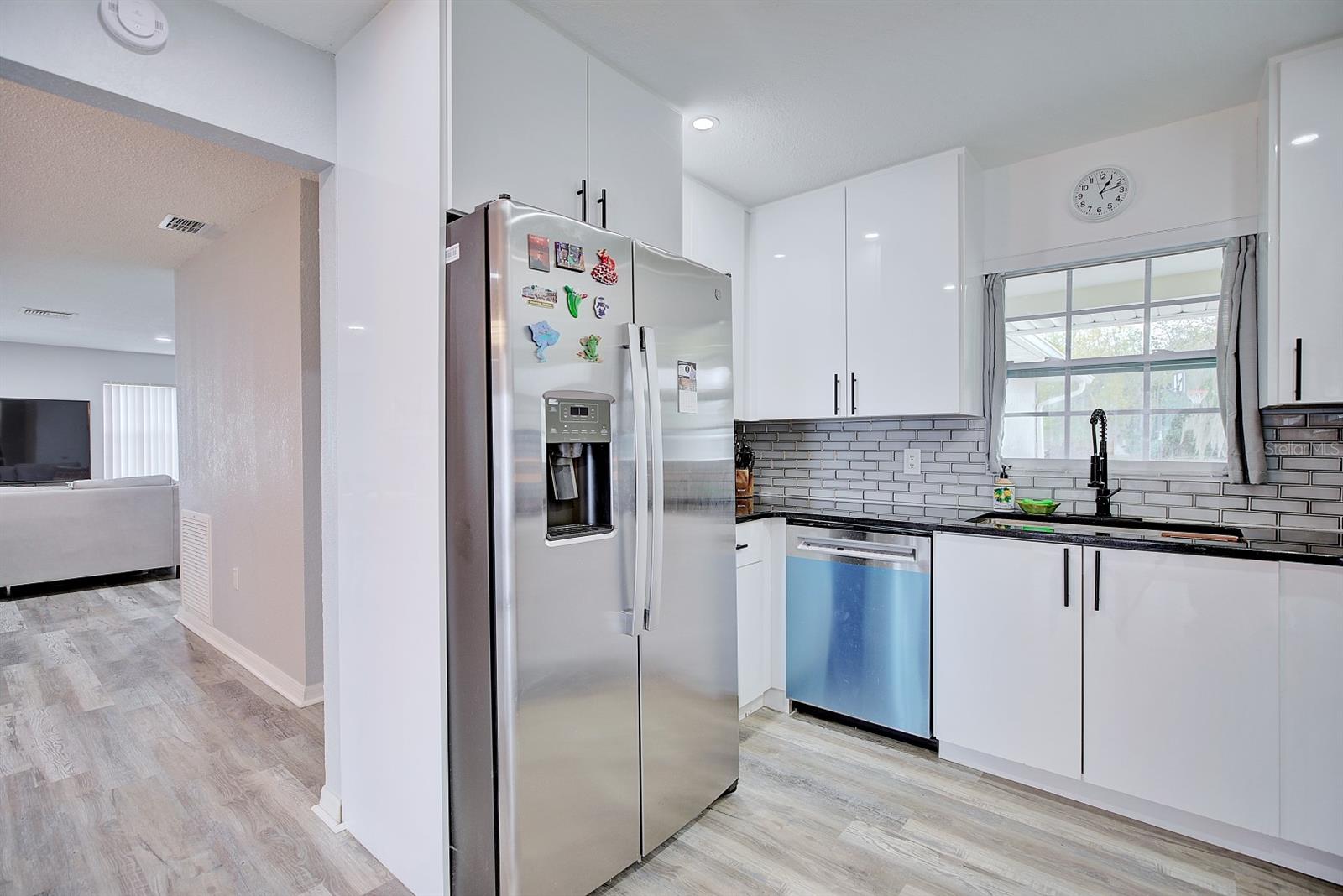 Image 10 of 30 For 1718 Theon Street