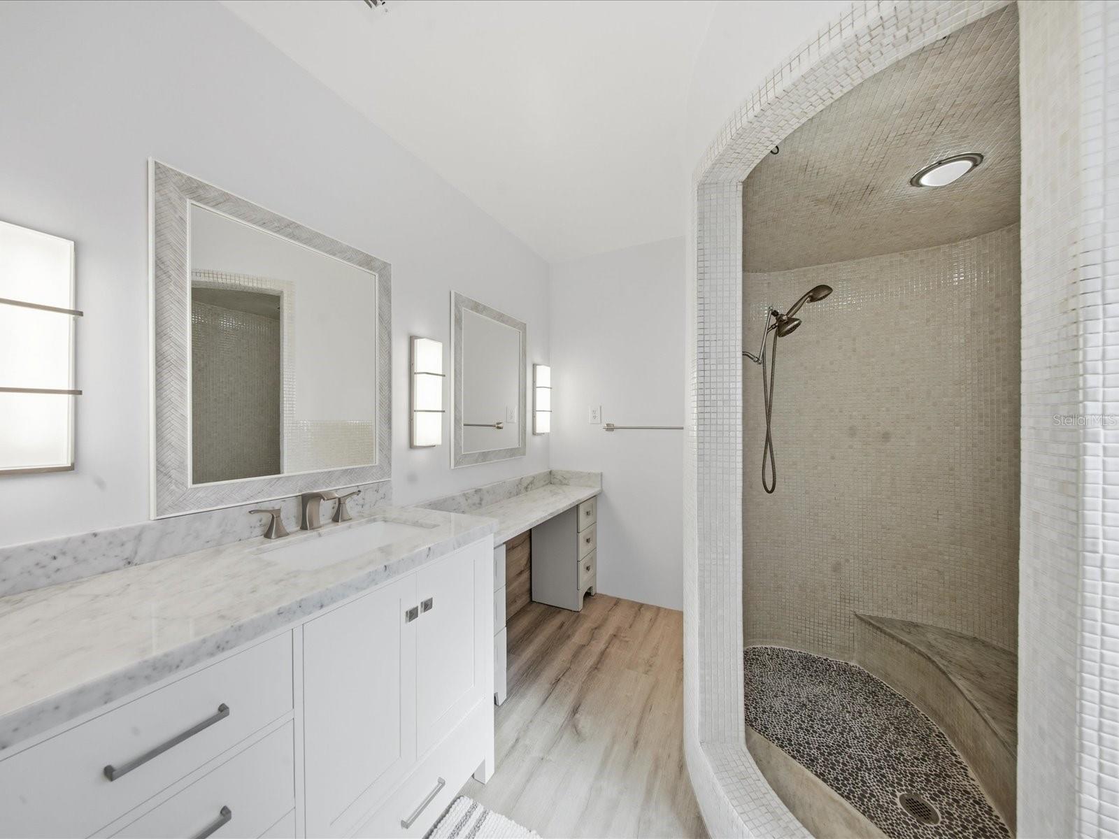 Image 31 of 53 For 1312 Collins Lane