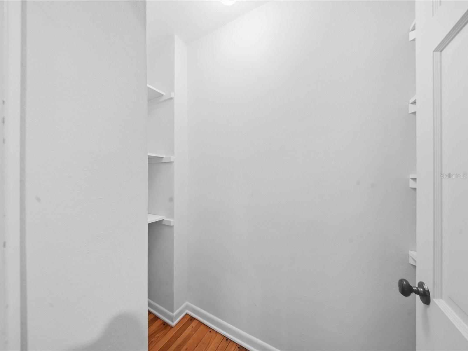 Image 41 of 53 For 1312 Collins Lane