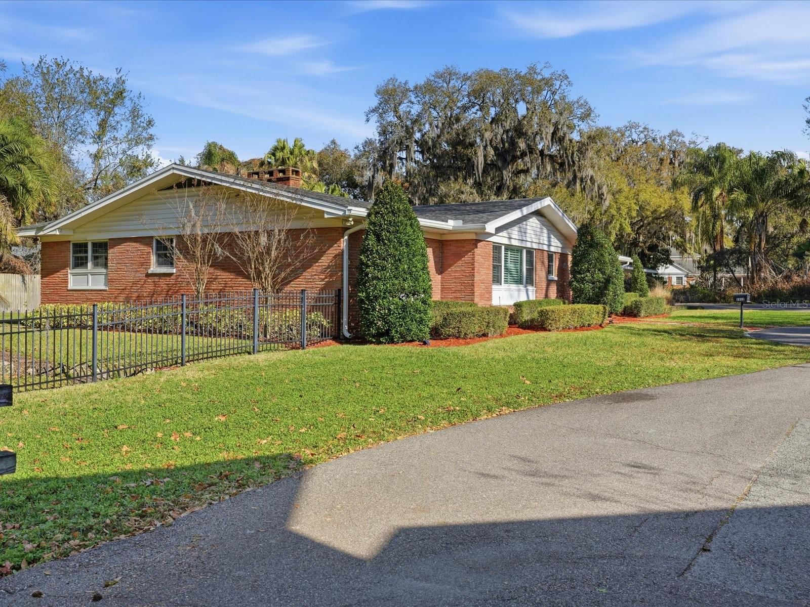 Image 48 of 53 For 1312 Collins Lane