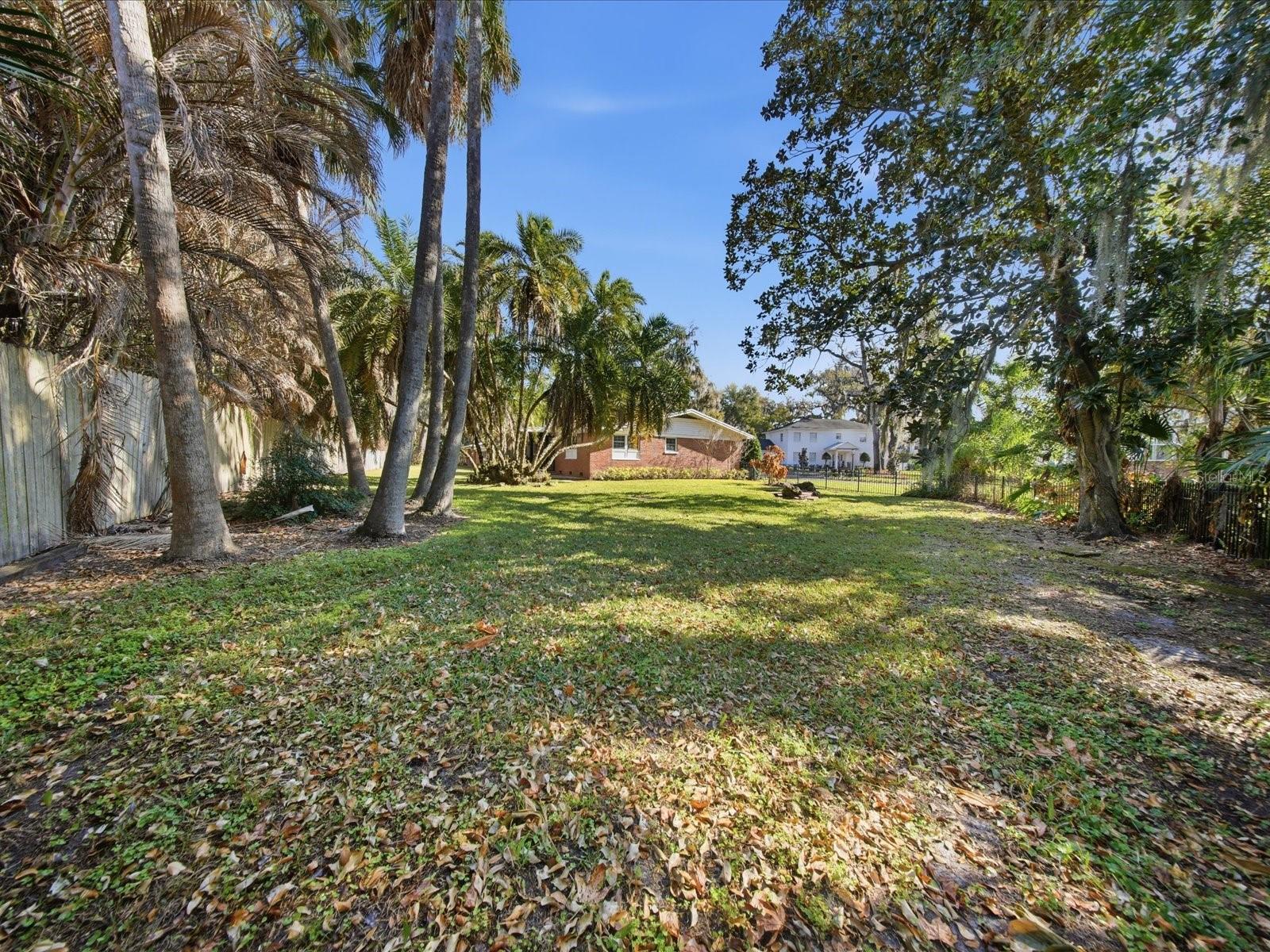 Image 5 of 53 For 1312 Collins Lane