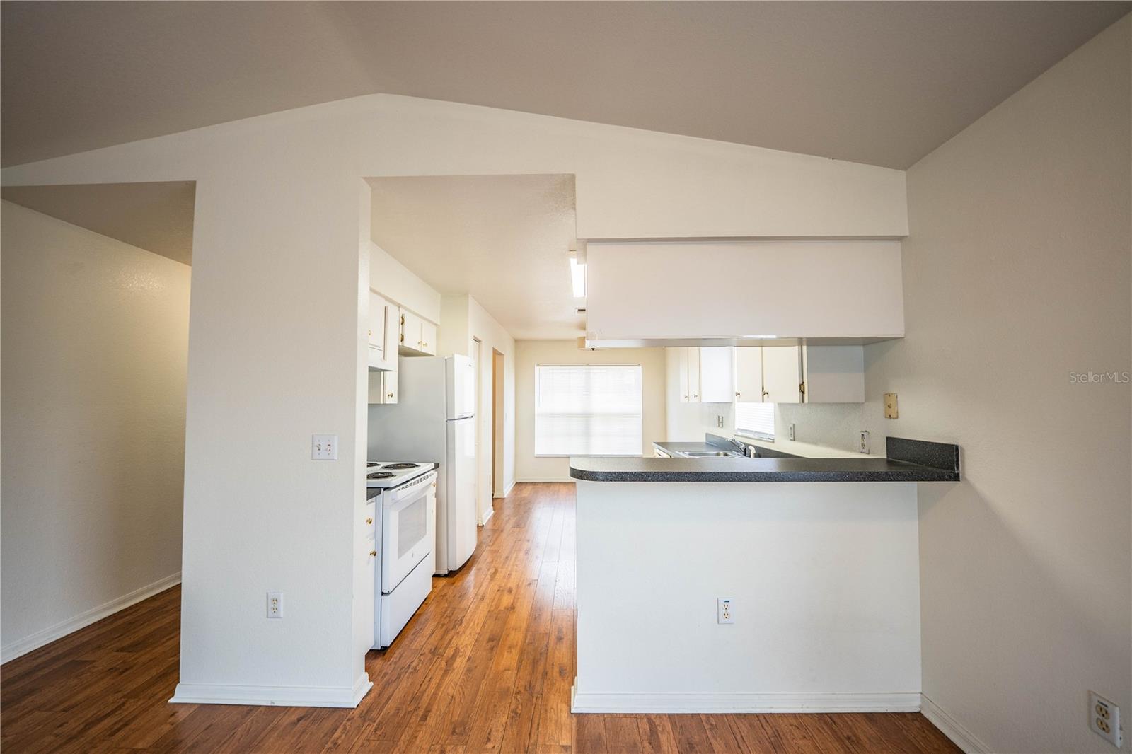 Image 12 of 54 For 812 Marcia Loop