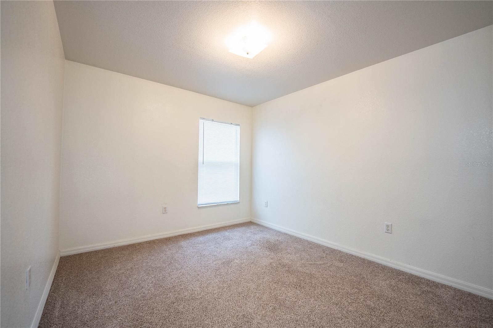 Image 32 of 54 For 812 Marcia Loop