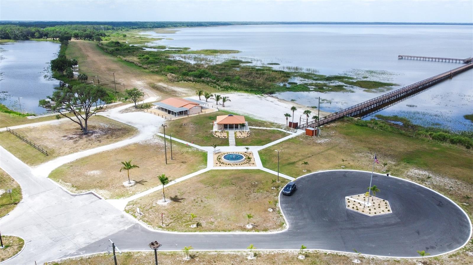 Image 16 of 32 For 705 Laguna Drive