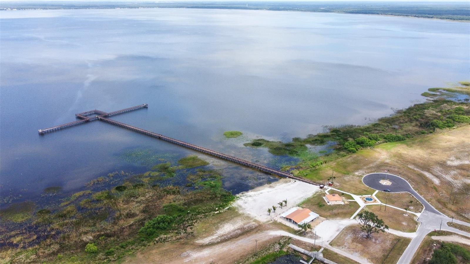 Image 16 of 32 For 707 Laguna Drive