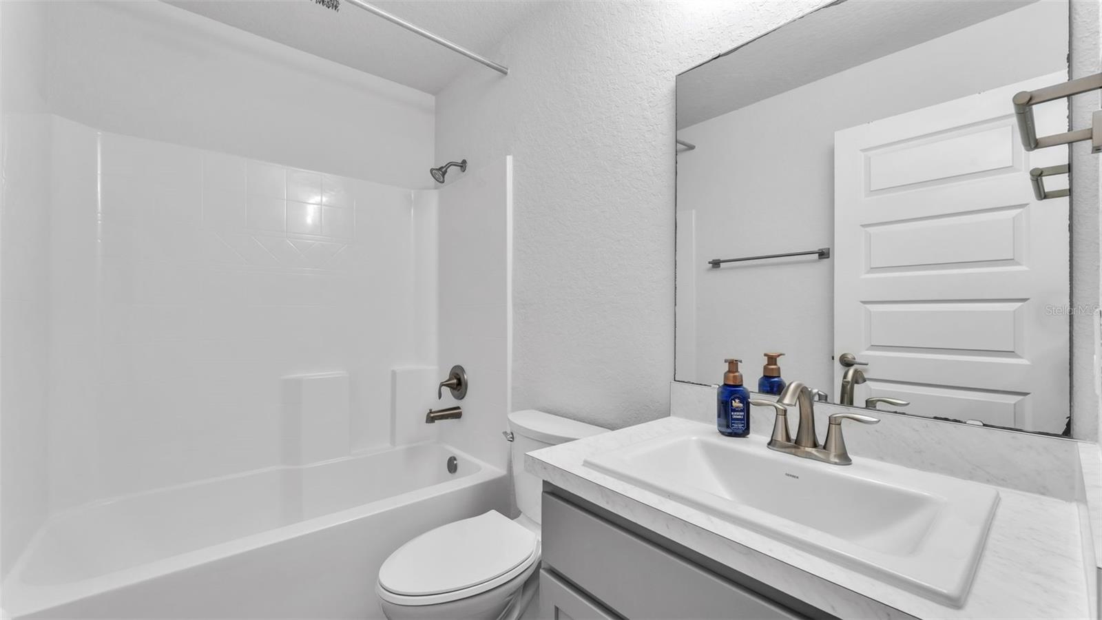 Image 18 of 28 For 157 Heritage Park Lane