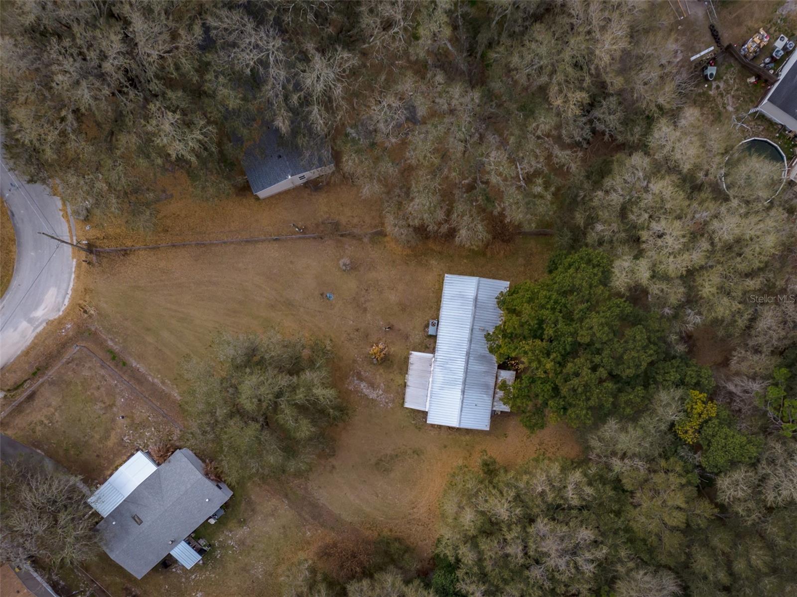 Image 26 of 36 For 233 Temple Circle W