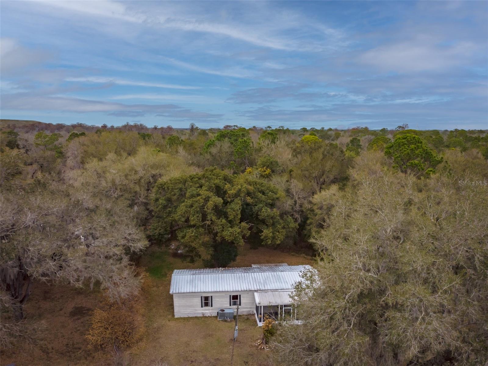 Image 5 of 36 For 233 Temple Circle W