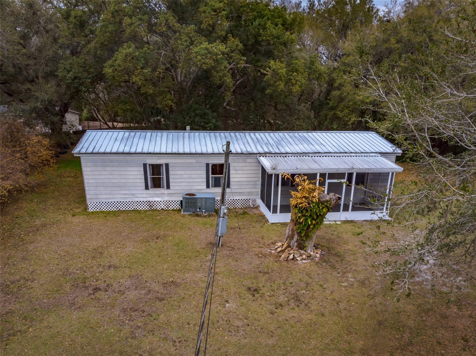 Image 6 of 36 For 233 Temple Circle W