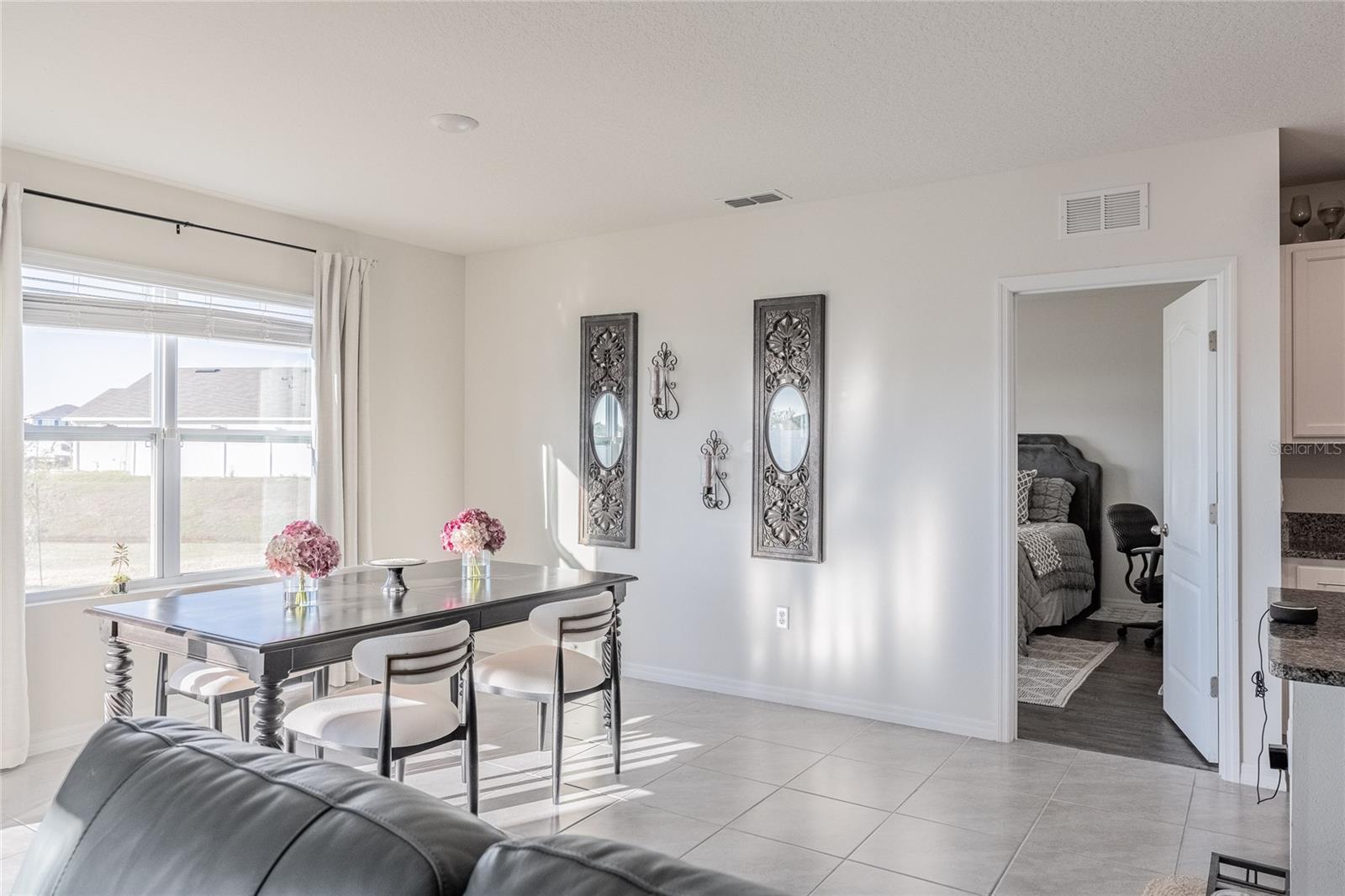 Image 16 of 41 For 2788 Grandbury Grove Road