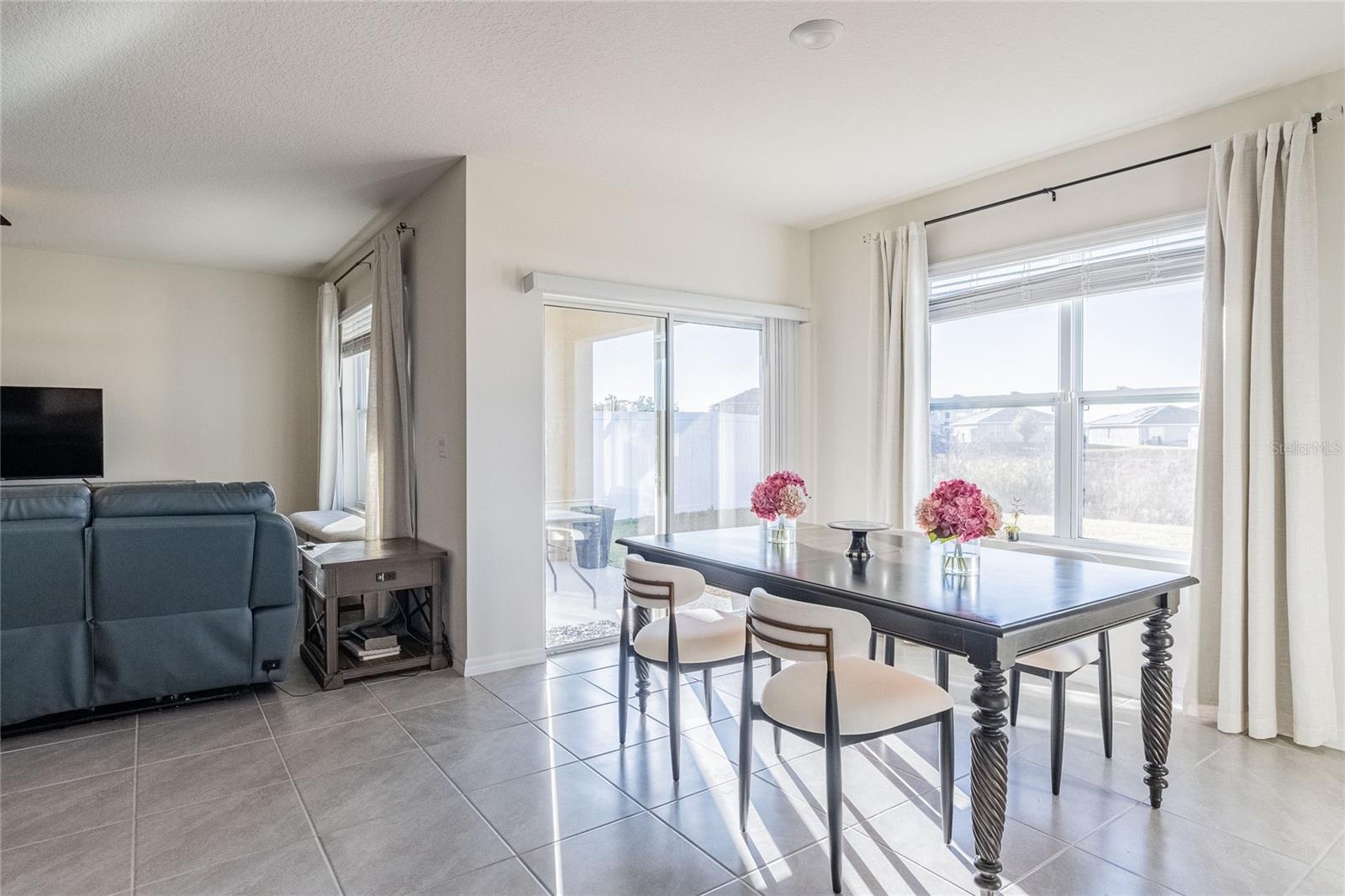 Image 18 of 41 For 2788 Grandbury Grove Road