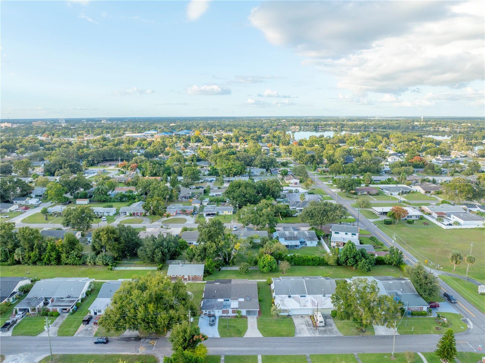 Image 23 of 26 For 769 Avenue Q Se