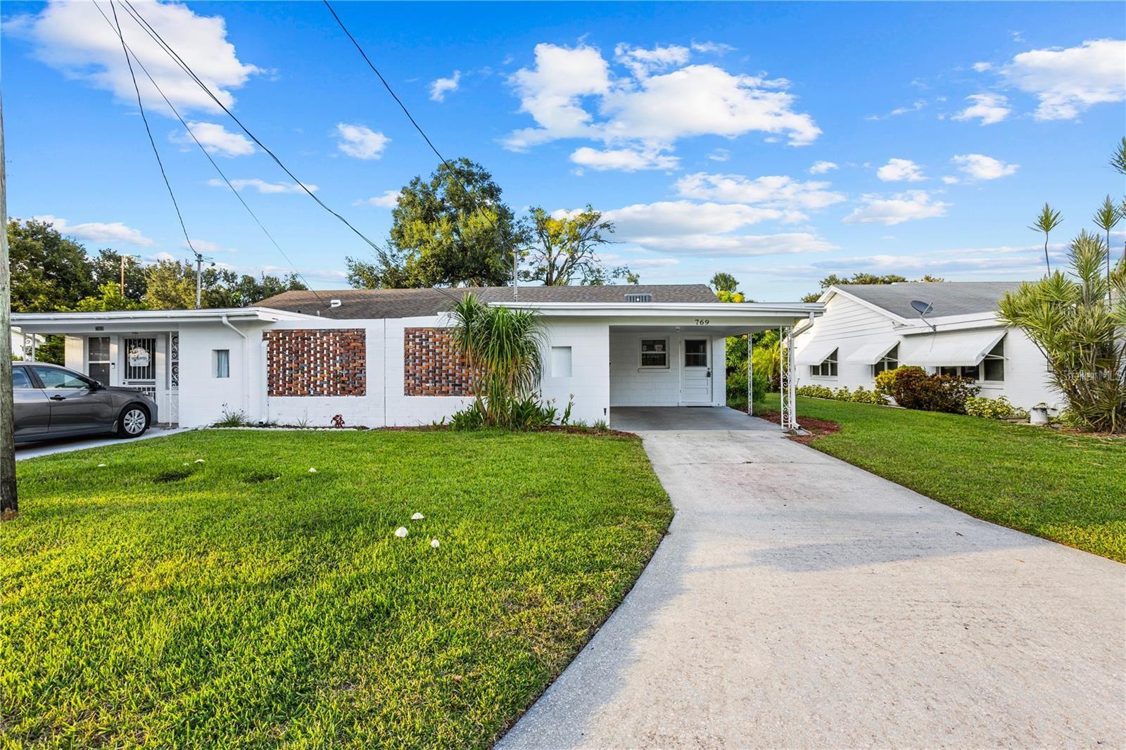 Image 3 of 26 For 769 Avenue Q Se