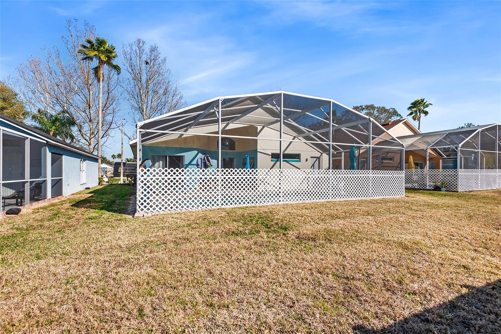 Image 34 of 49 For 221 Grosvenor Loop