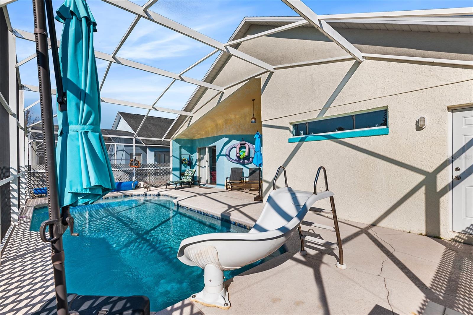 Image 39 of 49 For 221 Grosvenor Loop