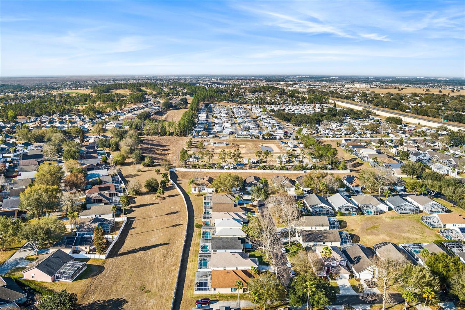 Image 45 of 49 For 221 Grosvenor Loop