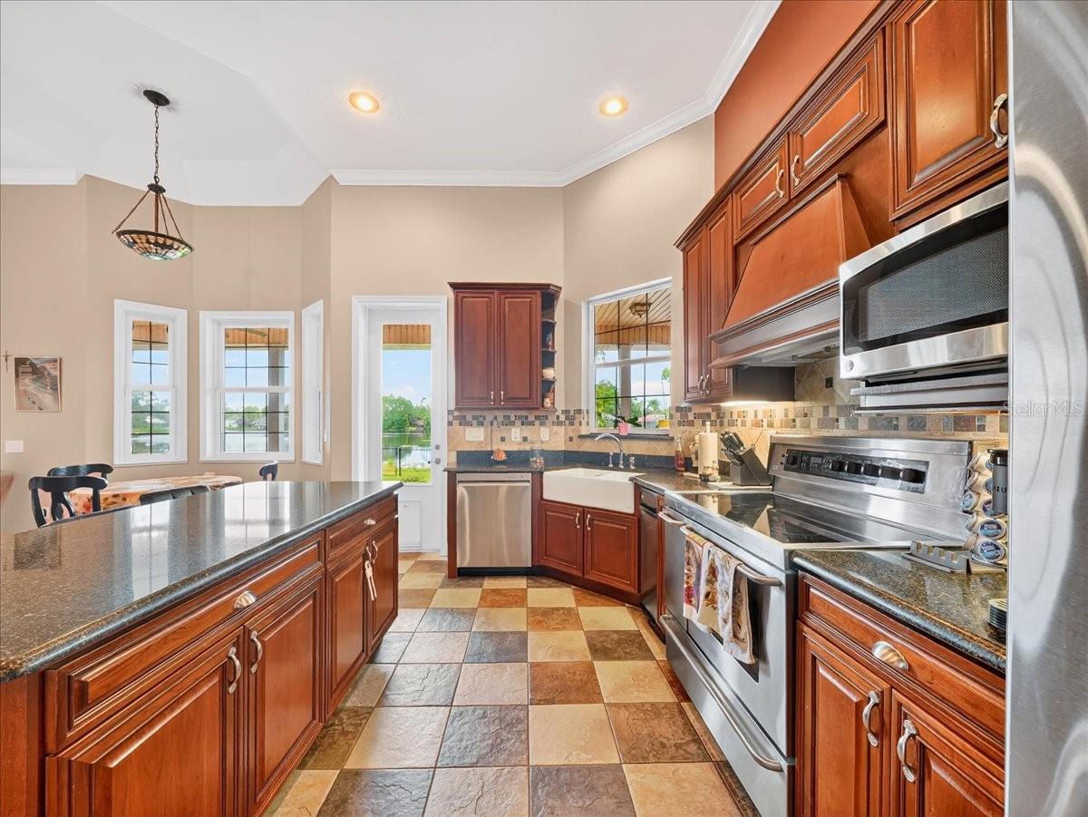 Image 13 of 50 For 1727 Stream Avenue