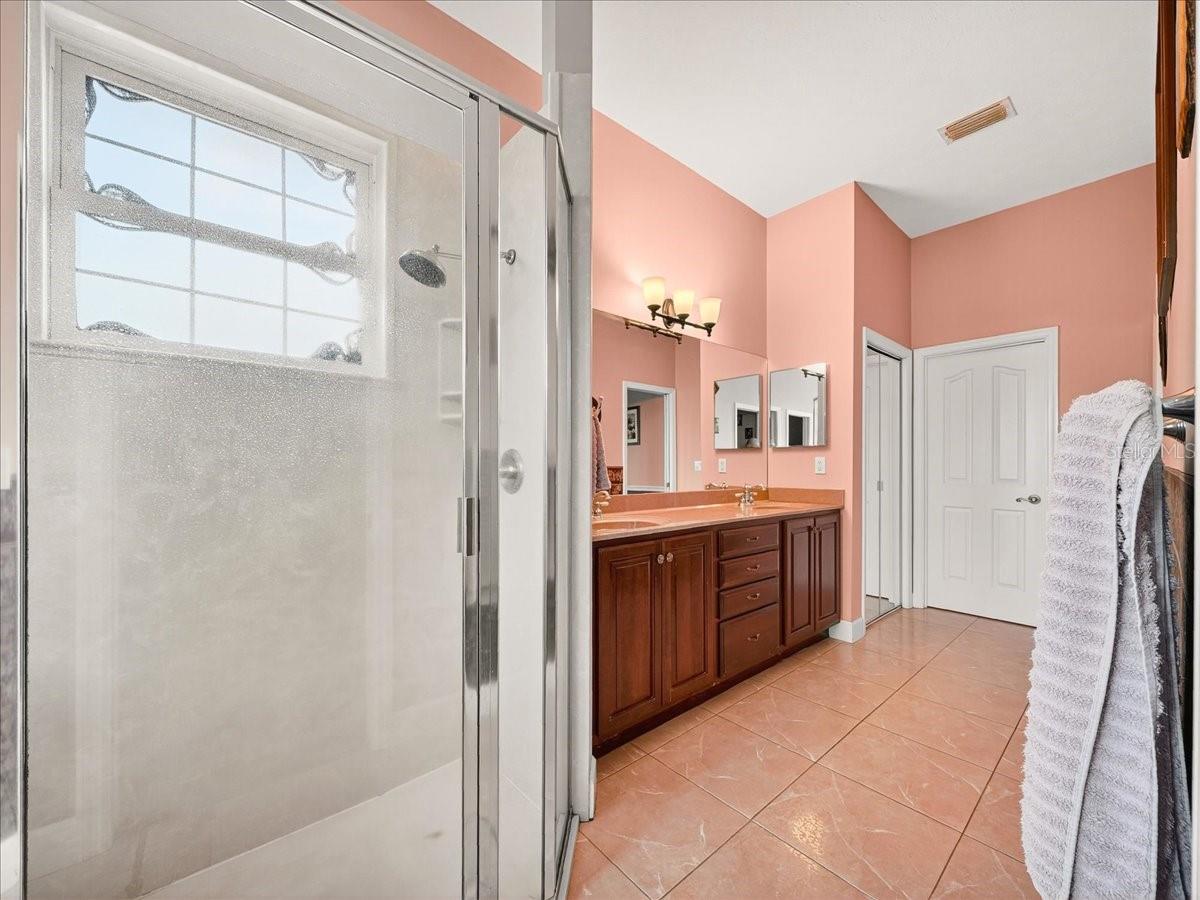 Image 27 of 50 For 1727 Stream Avenue