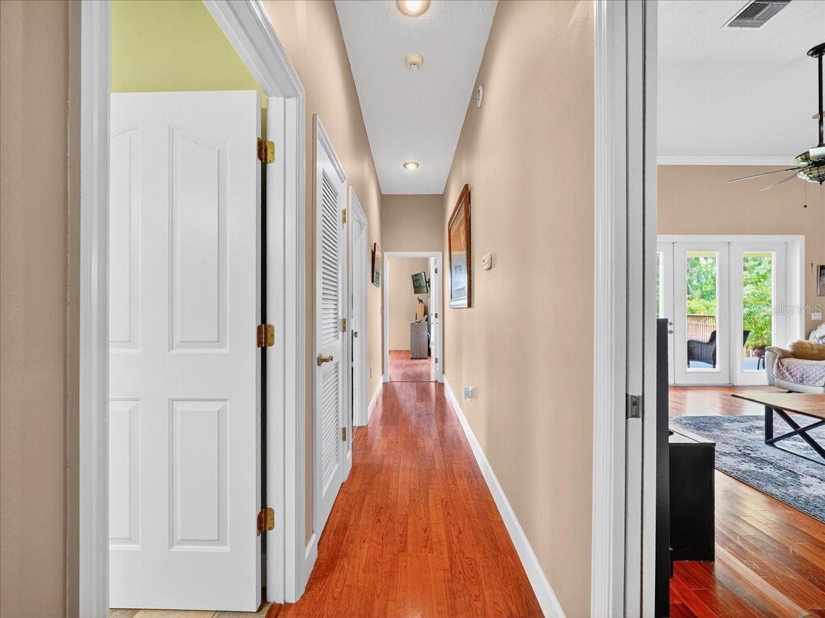 Image 30 of 50 For 1727 Stream Avenue