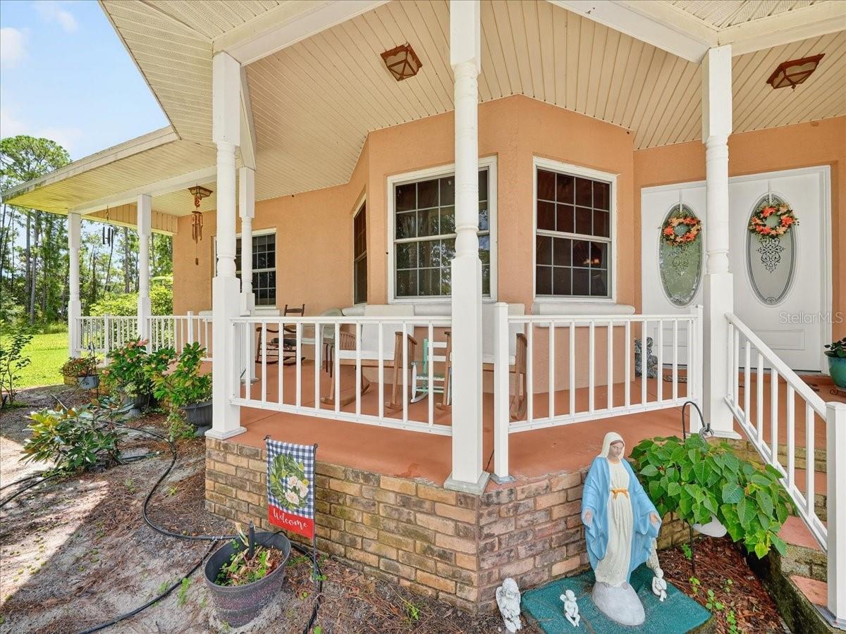 Image 4 of 50 For 1727 Stream Avenue